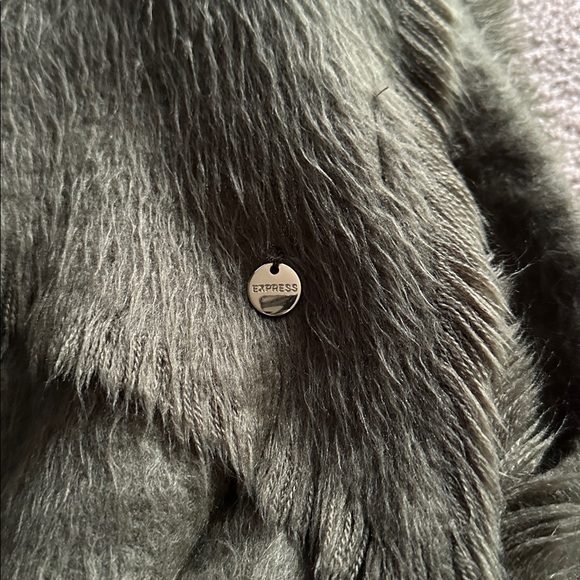 Scarf - Picture 2 of 3